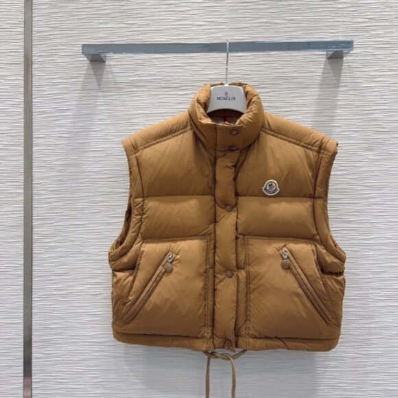 Moncler Women's Tan Puffer Jacket - Picture 3 of 8